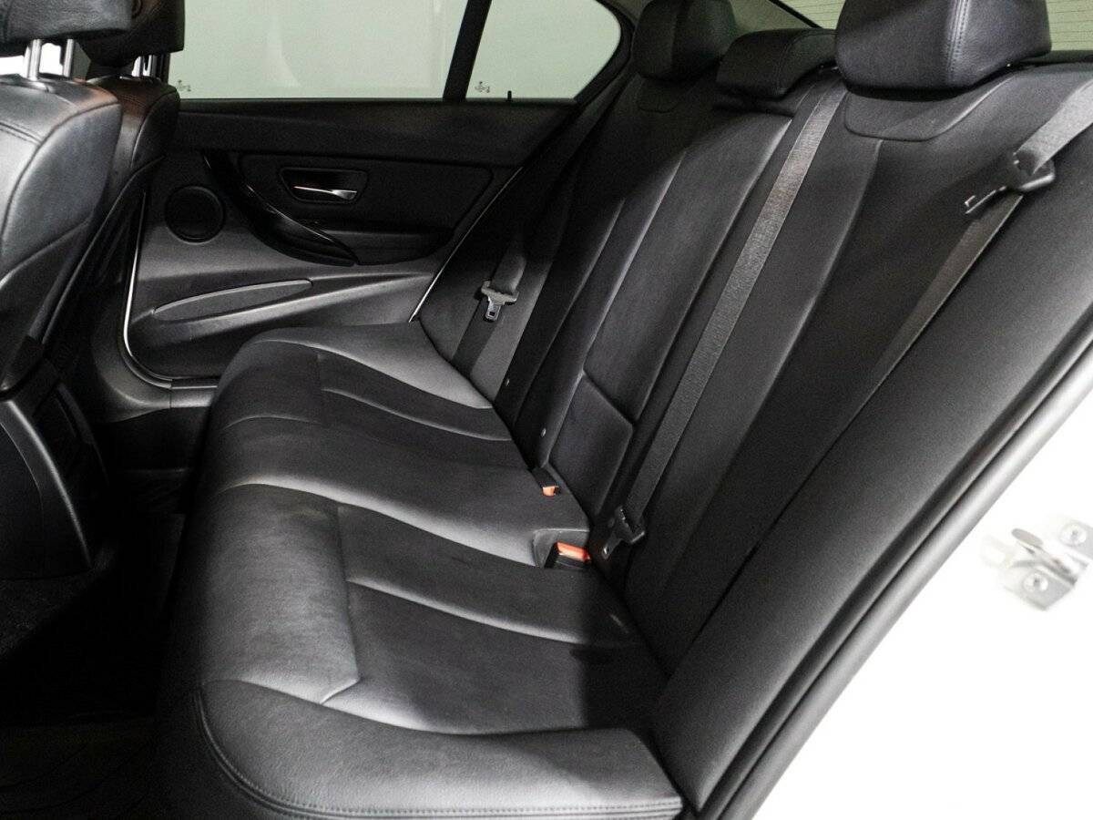 БМВ 3 серии б/у, 2013, Автоматическая. Фото: #10