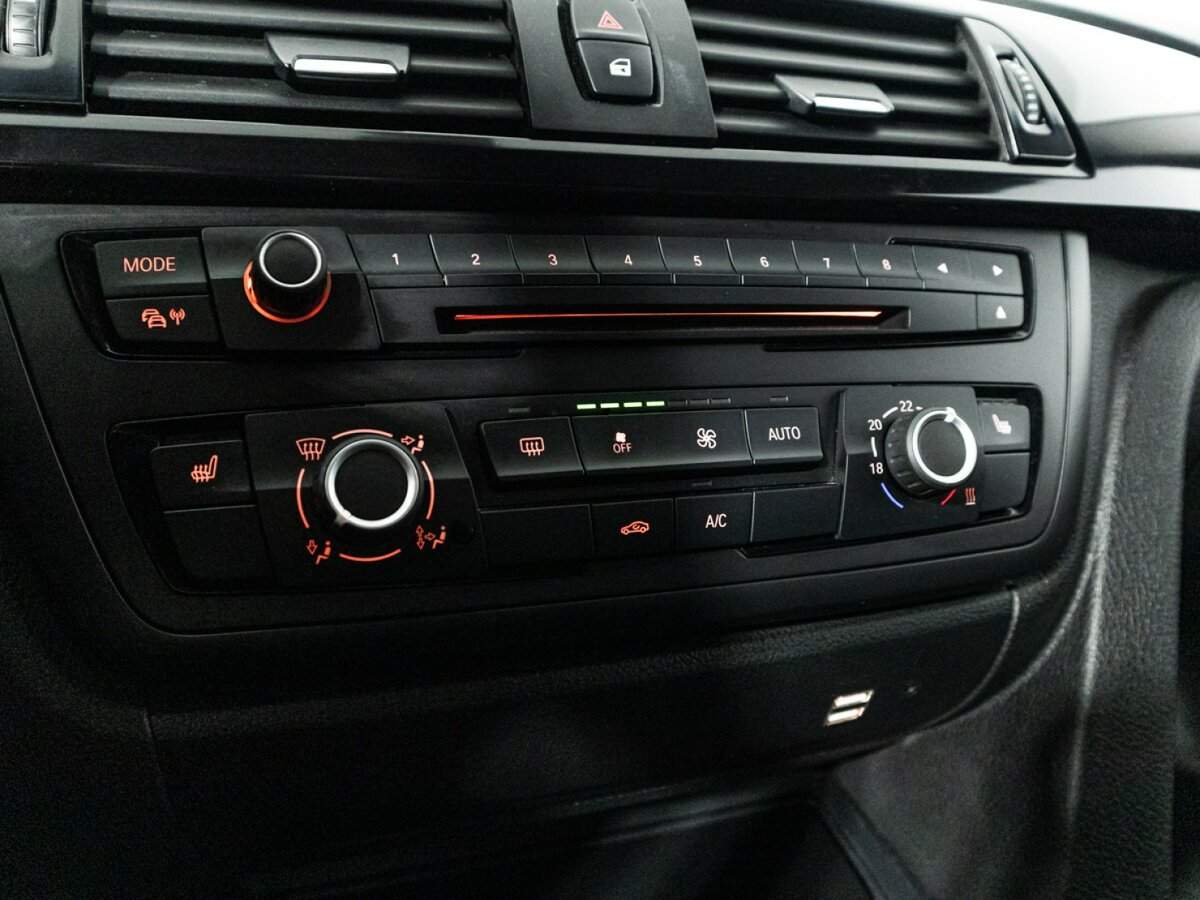 БМВ 3 серии б/у, 2013, Автоматическая. Фото: #19