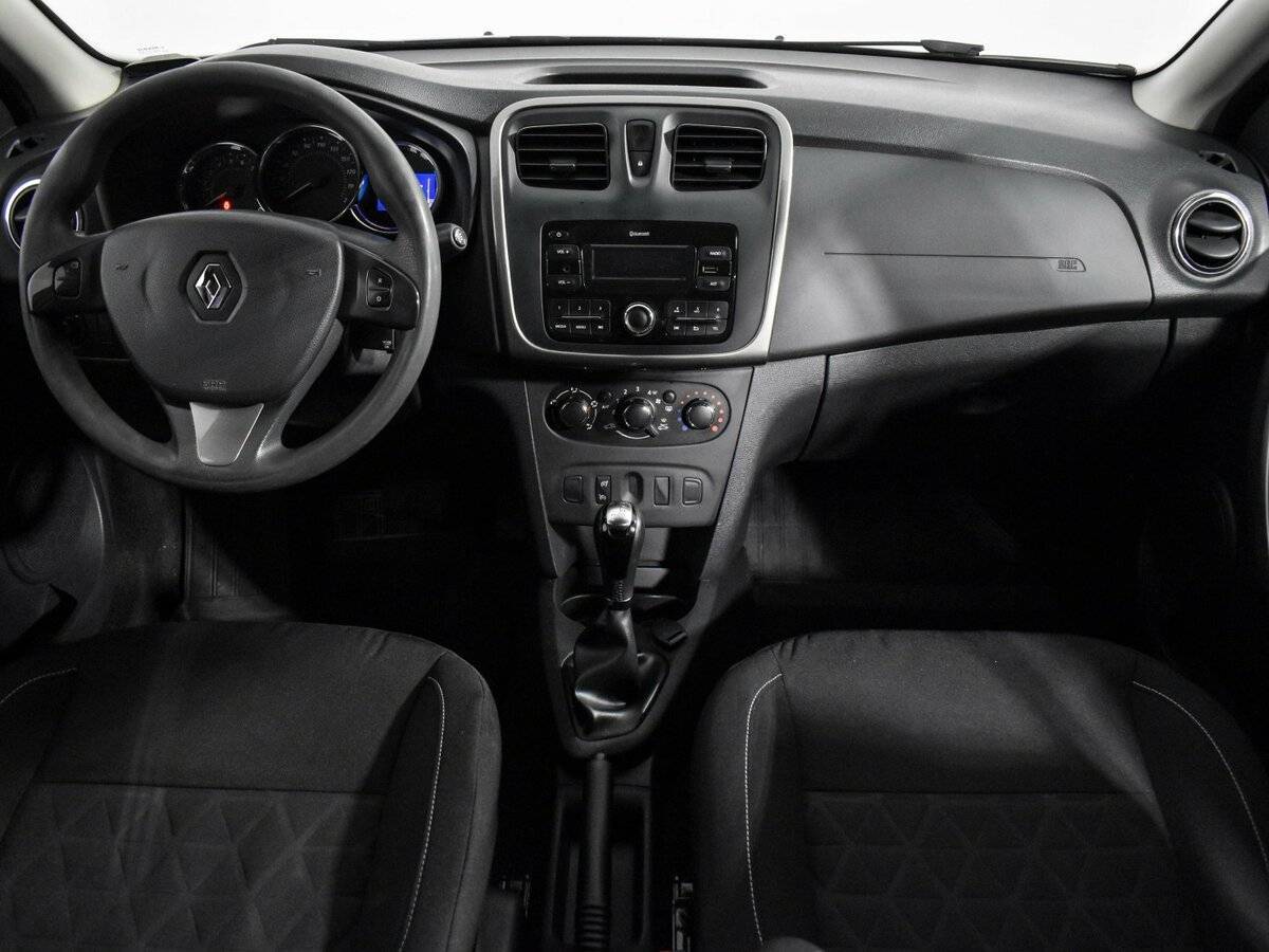 Рено Сандеро б/у, 2017, Автоматическая. Фото: #11