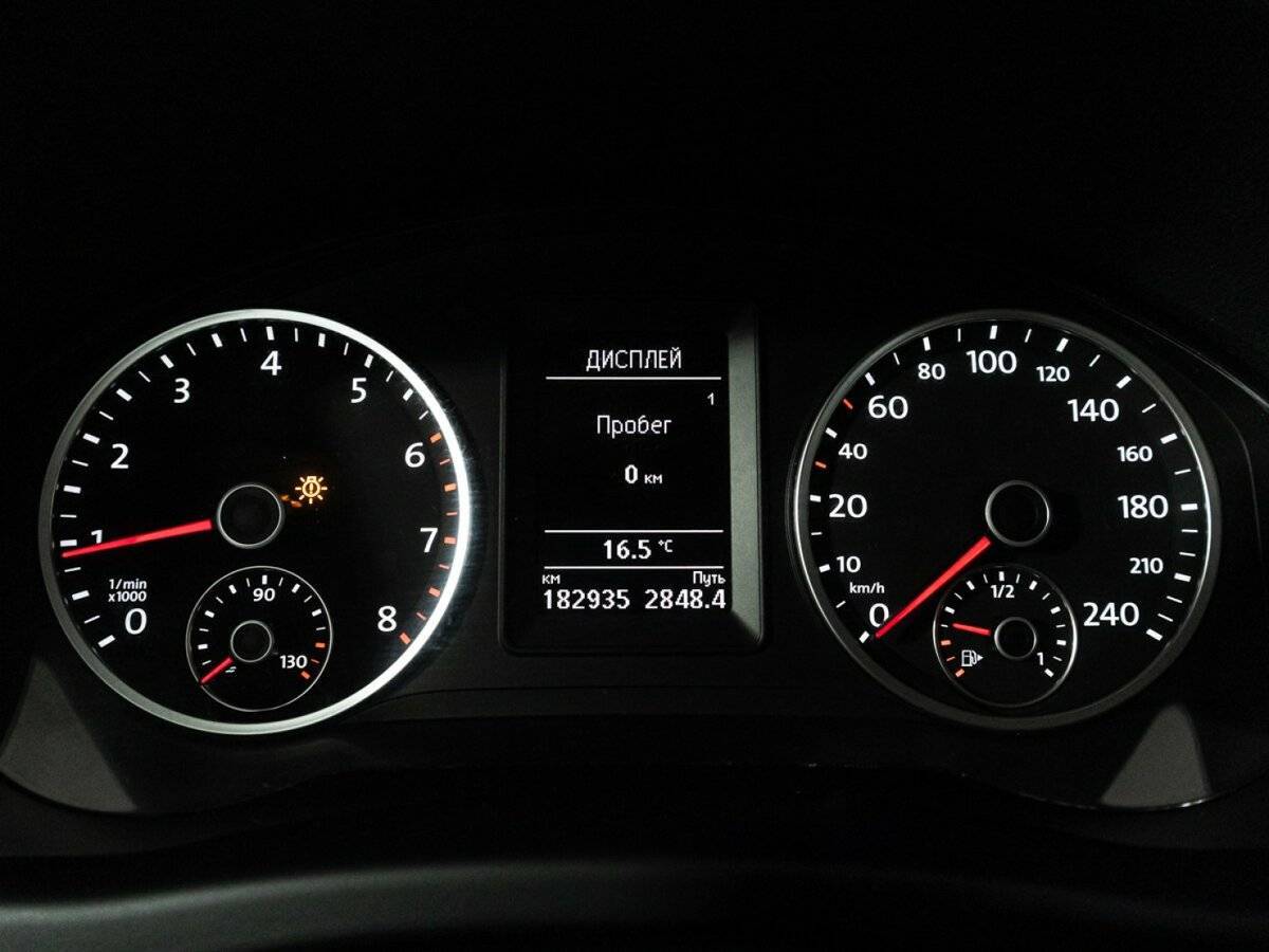 Фольксваген Тигуан б/у, 2014, Роботизированная. Фото: #11