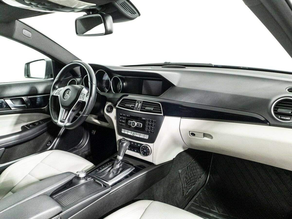 Мерседес-Бенц Ц-Класс б/у, 2012, Автоматическая. Фото: #8