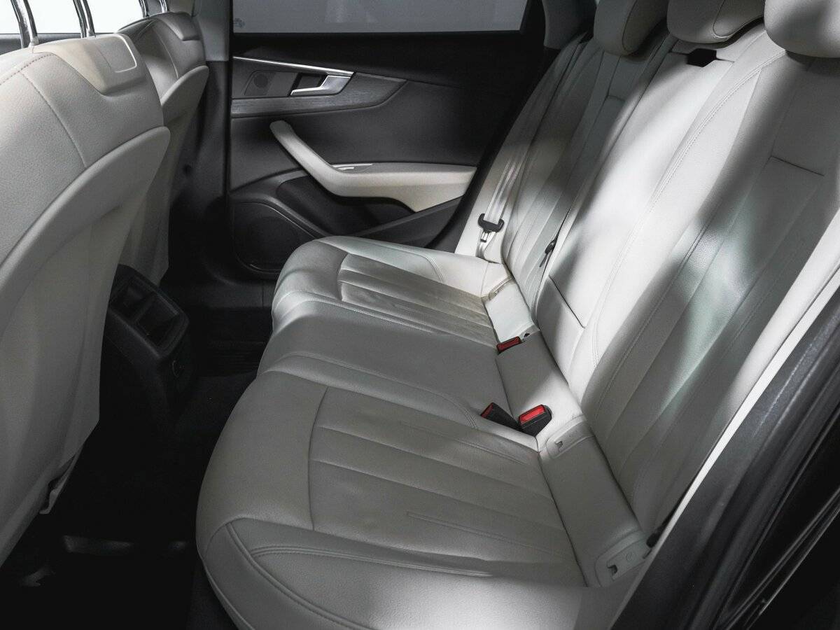 Ауди А4 б/у, 2017, Роботизированная. Фото: #9