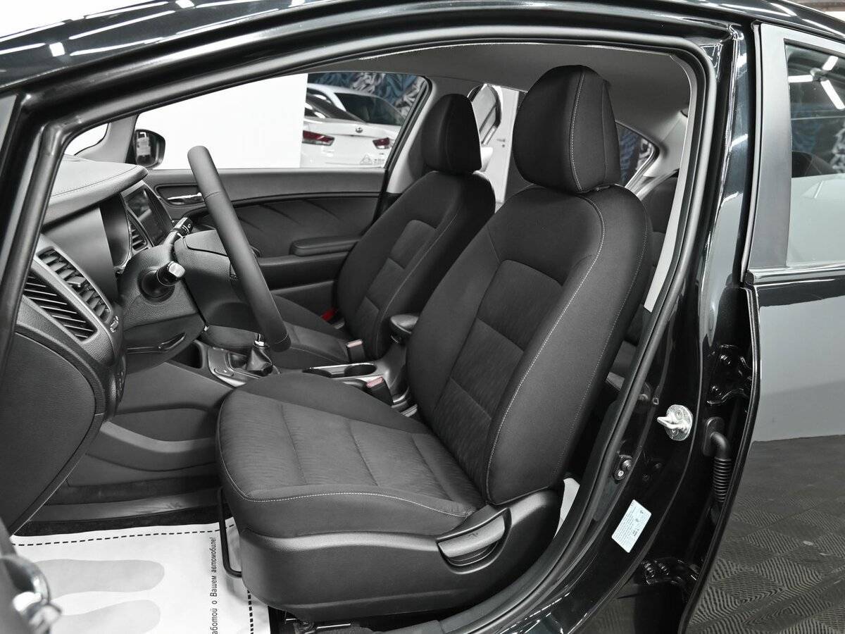 Киа Церато б/у, 2015, Механическая. Фото: #5