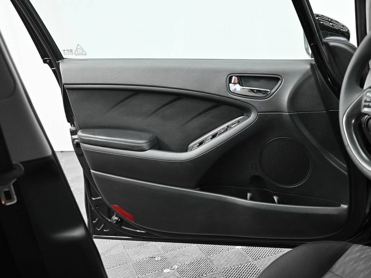 Киа Церато б/у, 2015, Механическая. Фото: #6