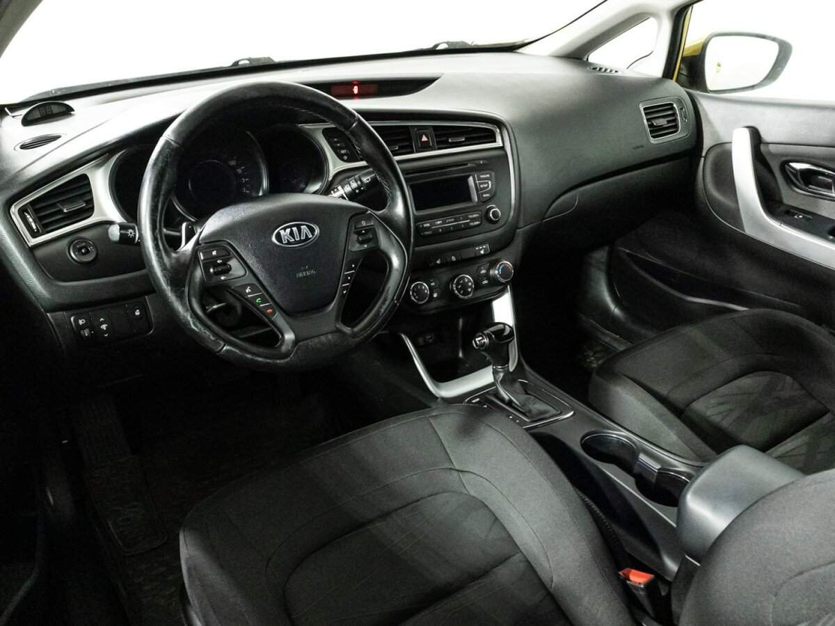 Киа Сид б/у, 2016, Автоматическая. Фото: #10