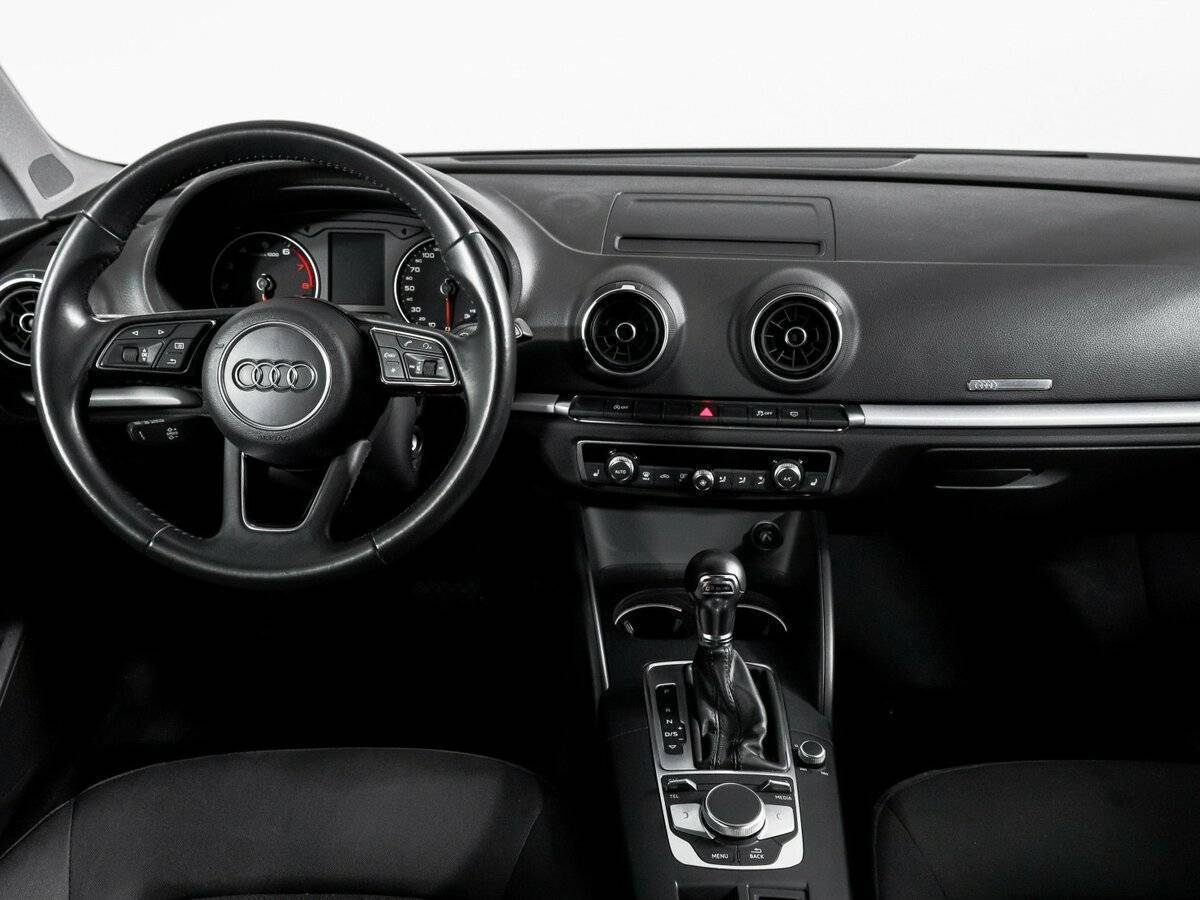 Ауди А3 б/у, 2017, Роботизированная. Фото: #11