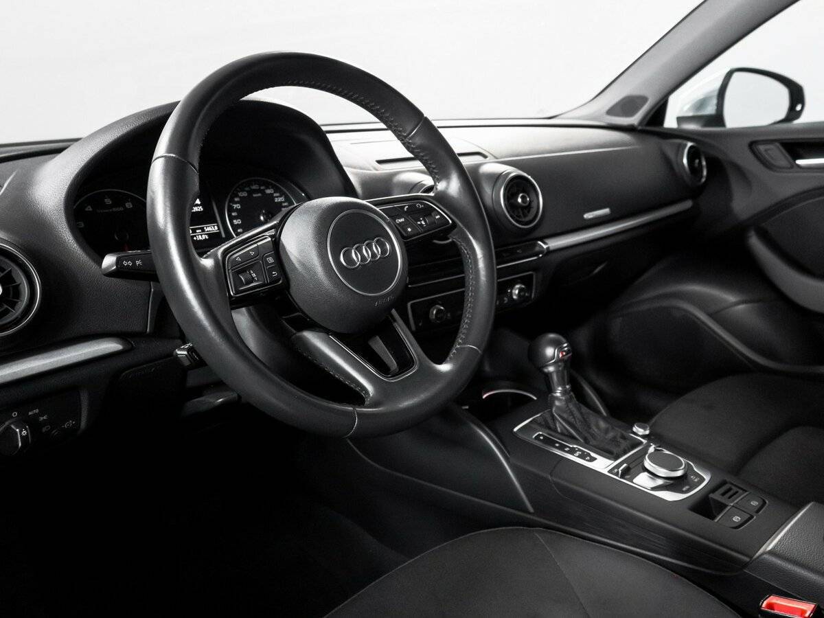 Ауди А3 б/у, 2017, Роботизированная. Фото: #13