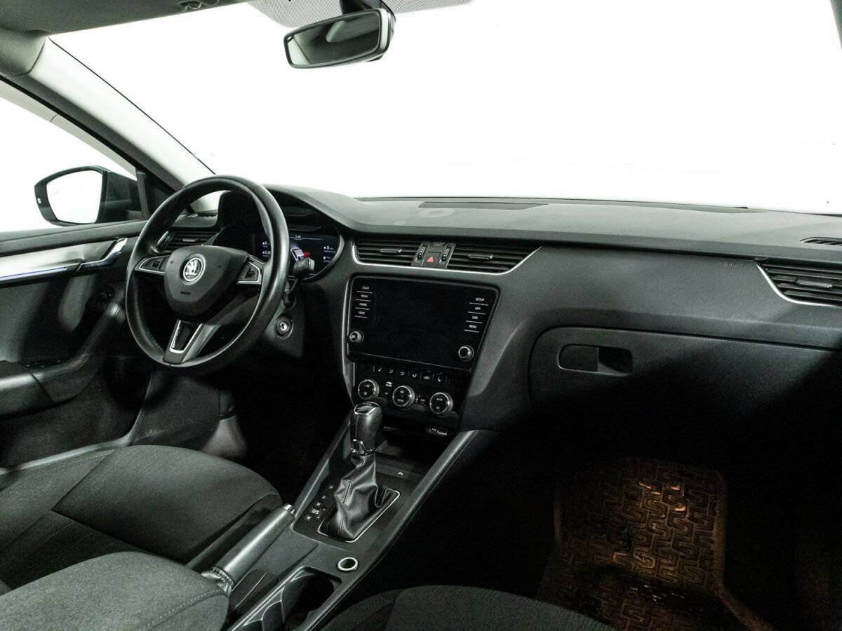 Шкода Октавия б/у, 2020, Роботизированная. Фото: #8