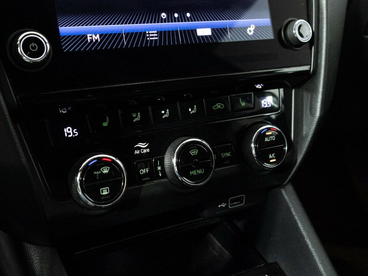 Шкода Октавия б/у, 2020, Роботизированная. Фото: #17