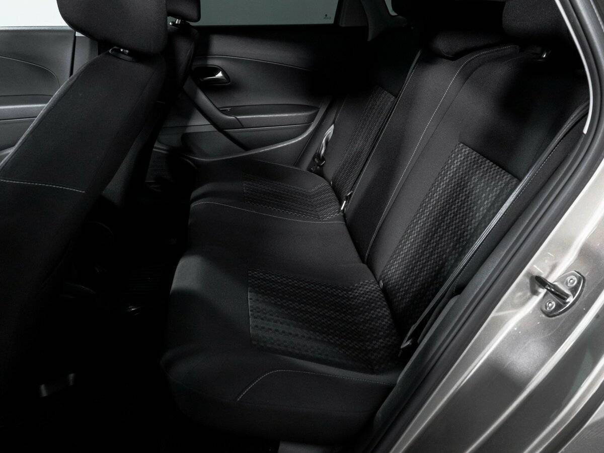 Фольксваген Поло б/у, 2016, Автоматическая. Фото: #9