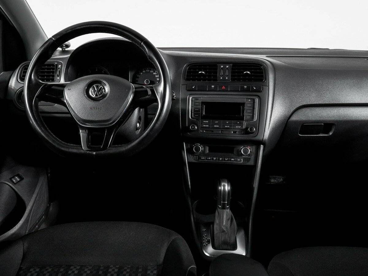 Фольксваген Поло б/у, 2016, Автоматическая. Фото: #11