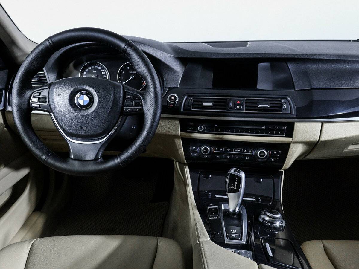 БМВ 5 серии б/у, 2012, Автоматическая. Фото: #11