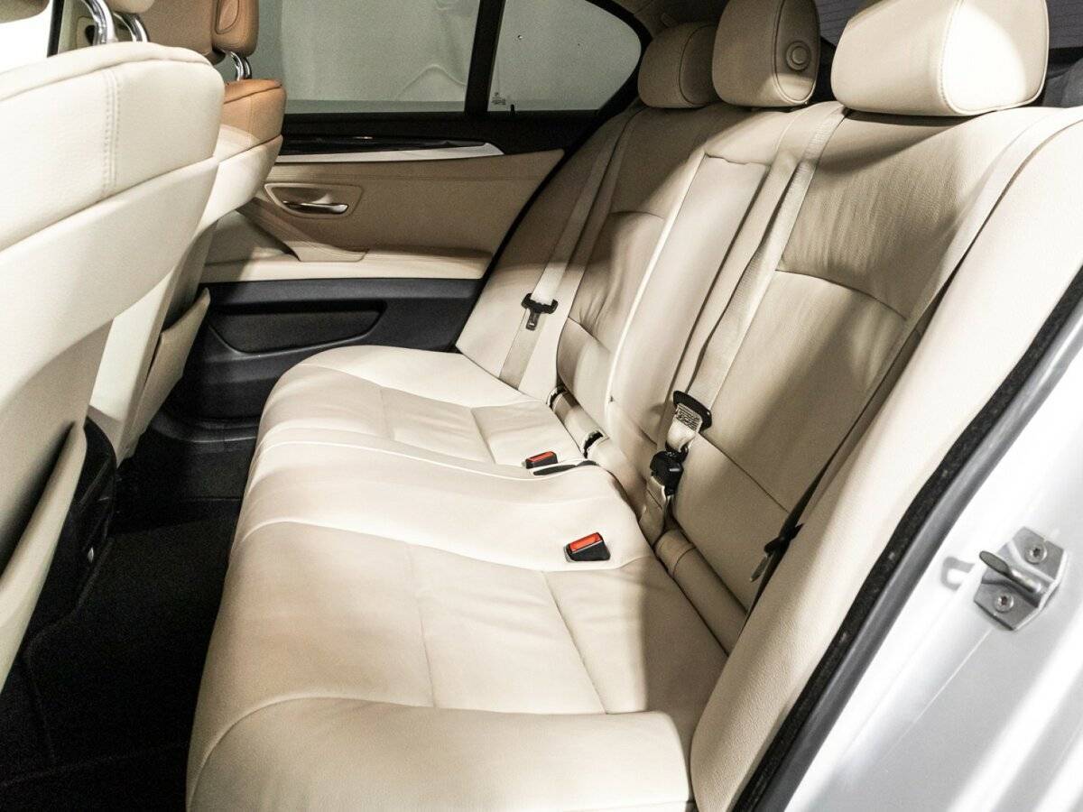 БМВ 5 серии б/у, 2013, Автоматическая. Фото: #9