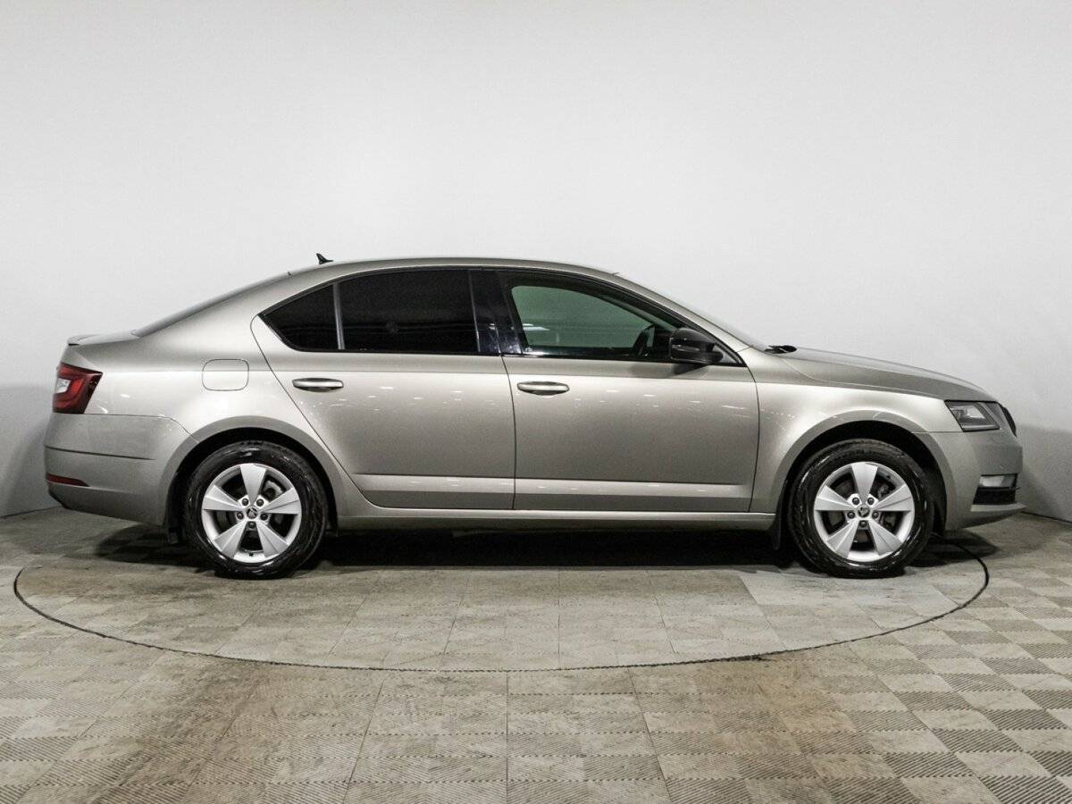 Шкода Октавия б/у, 2018, Автоматическая. Фото: #3