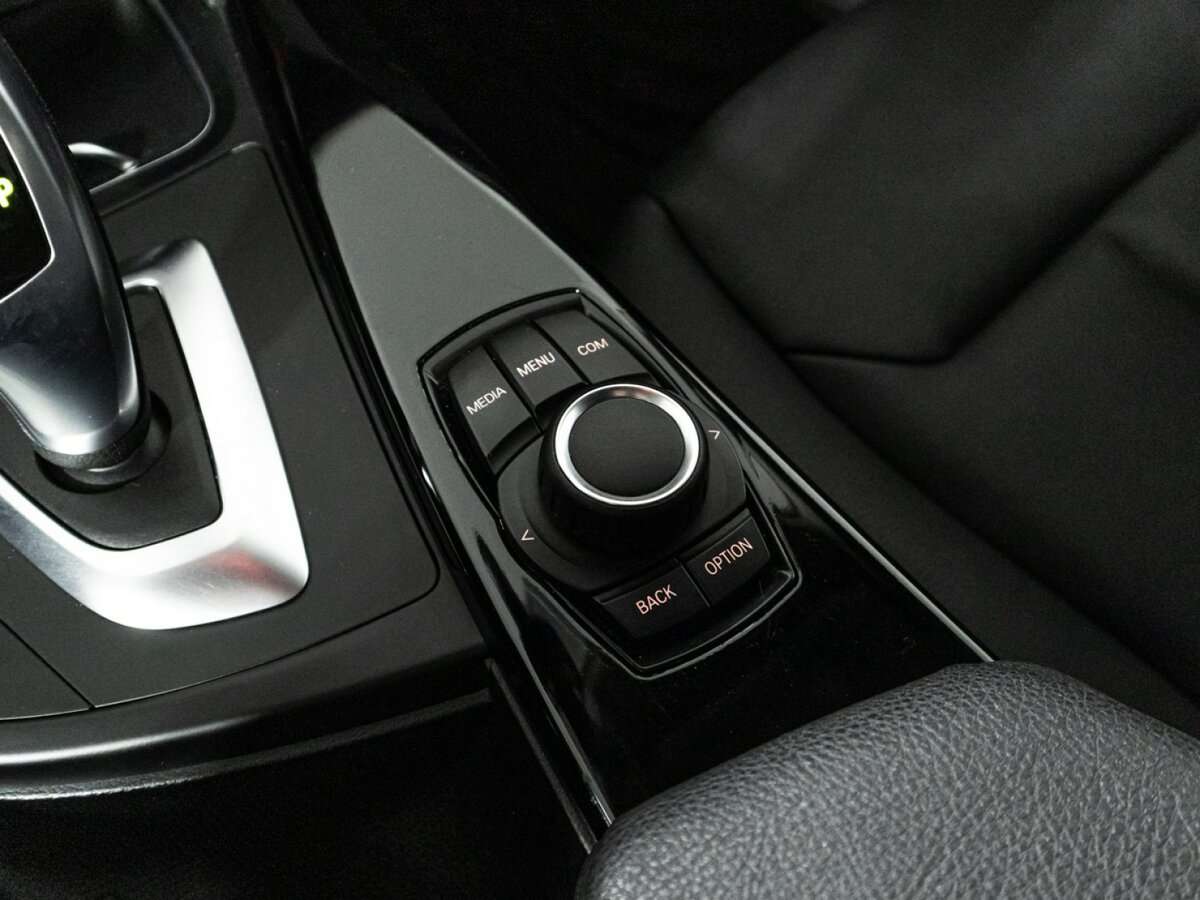 БМВ 3 серии б/у, 2018, Автоматическая. Фото: #16