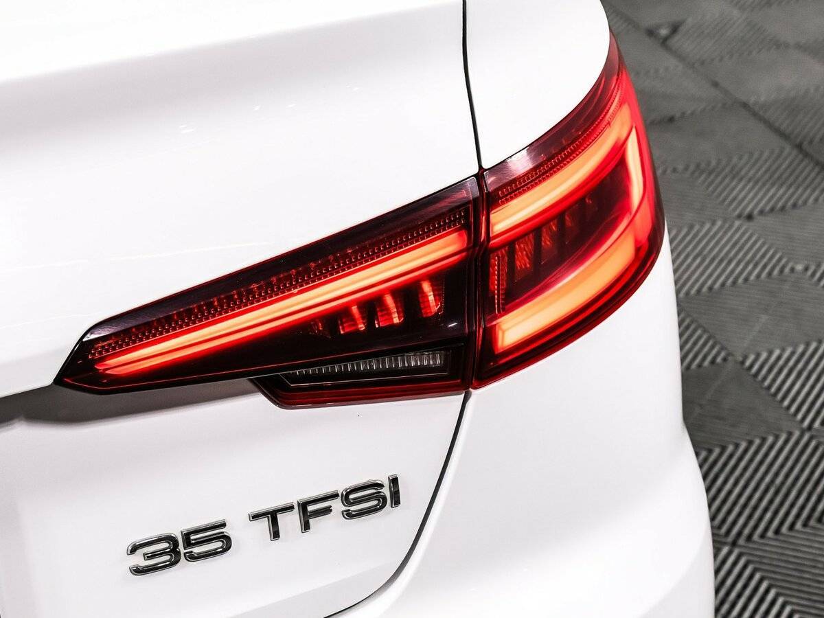 Ауди А4 б/у, 2018, Роботизированная. Фото: #14