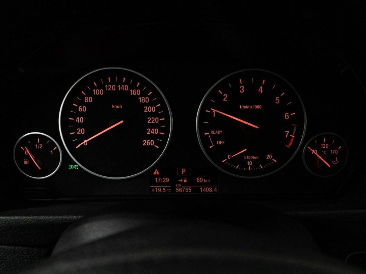 БМВ 3 серии б/у, 2017, Автоматическая. Фото: #11