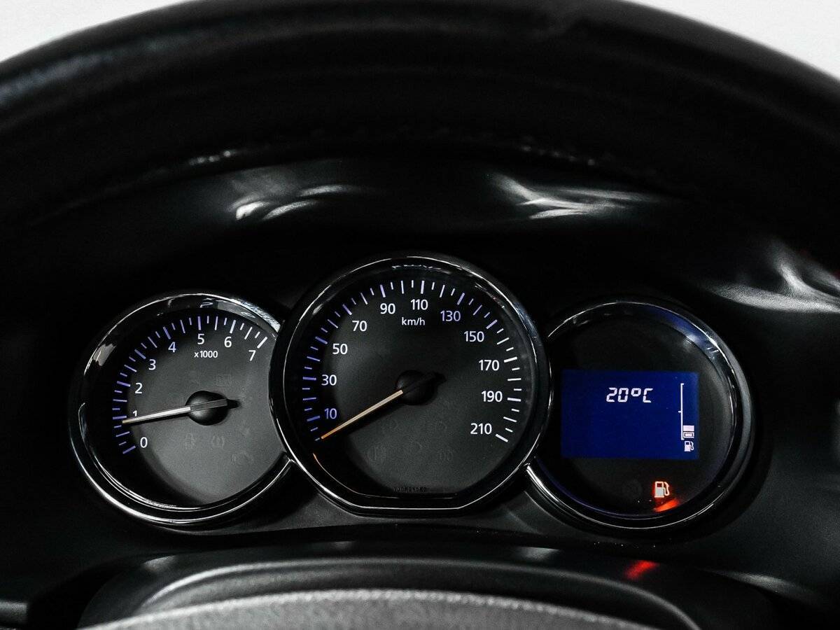 Рено Логан б/у, 2016, Механическая. Фото: #9