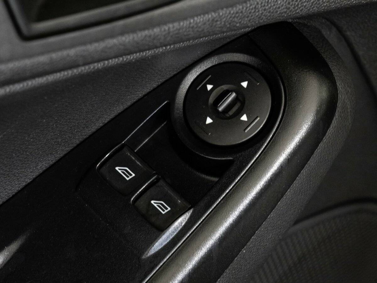 Форд Фиеста б/у, 2015, Механическая. Фото: #14