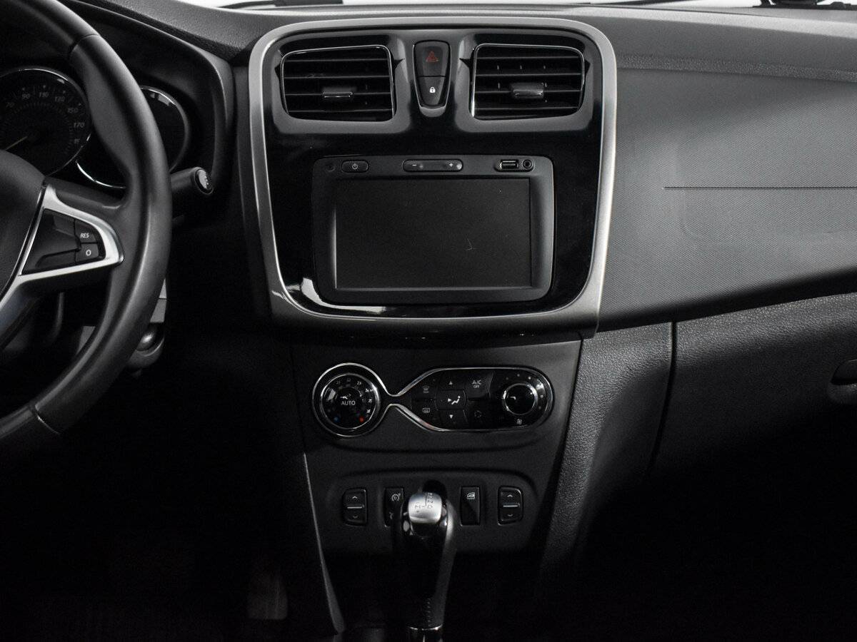 Рено Логан б/у, 2019, Автоматическая. Фото: #12