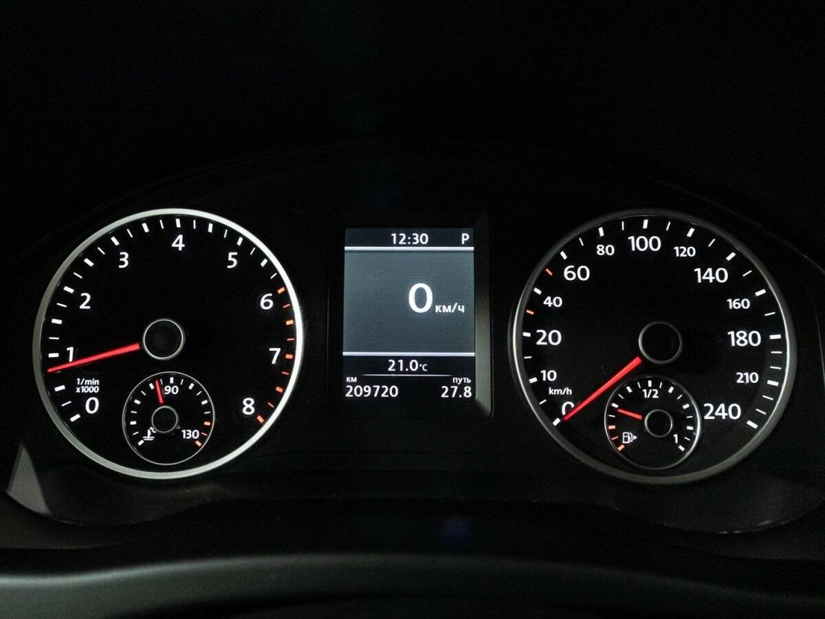 Фольксваген Тигуан б/у, 2012, Автоматическая. Фото: #10