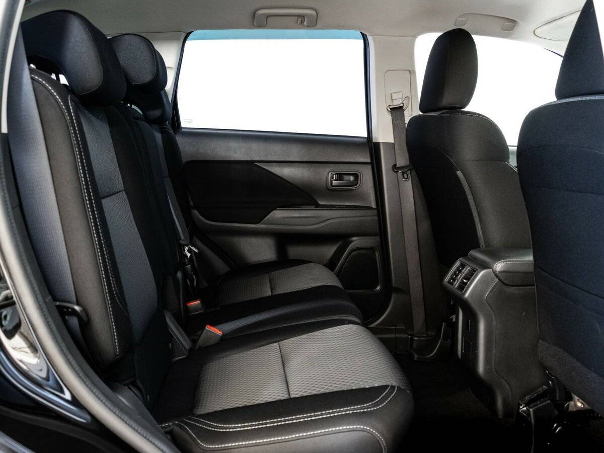 Митсубиши Оутлэндер б/у, 2020, Вариатор. Фото: #16