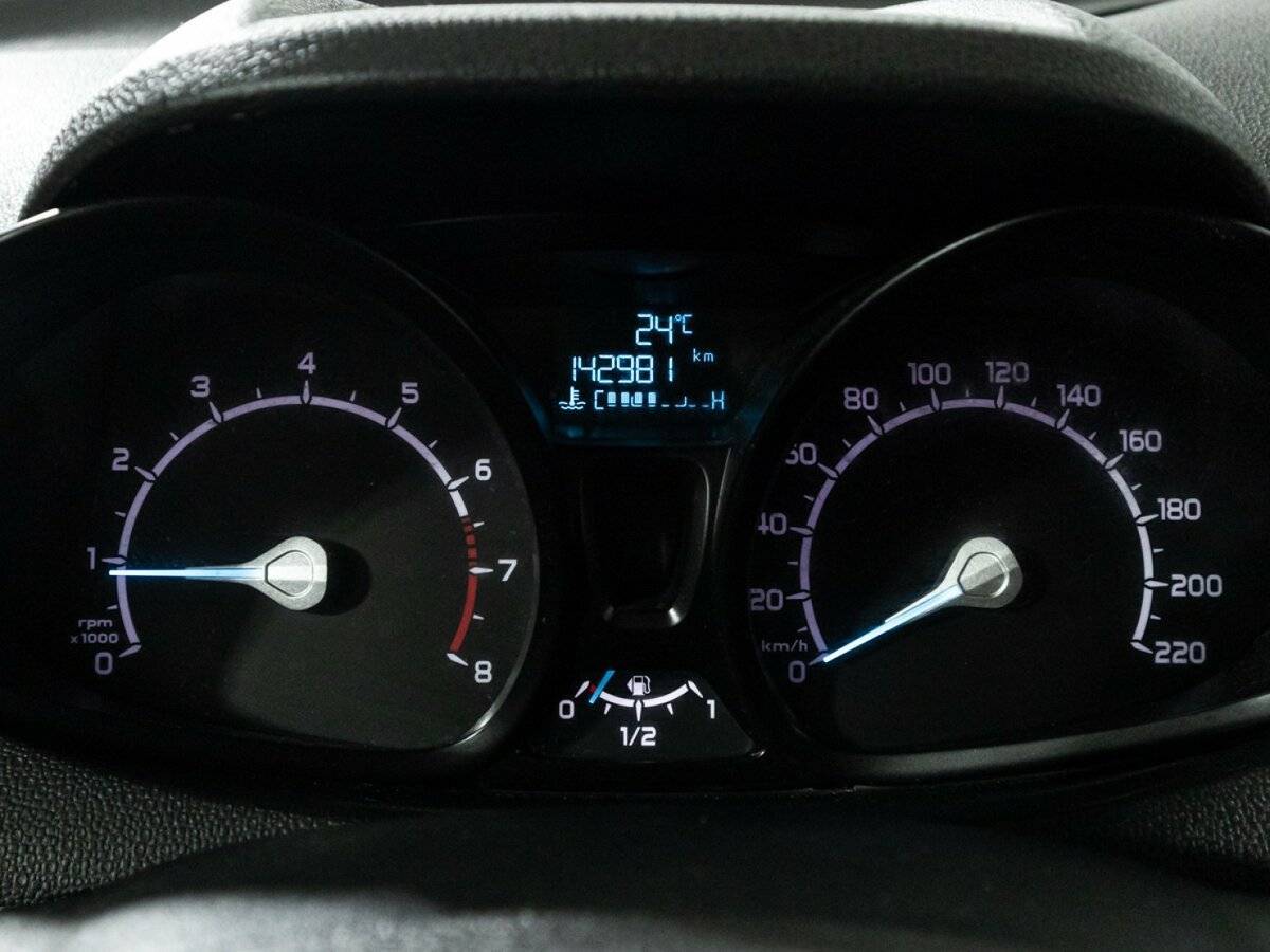 Форд ЭкоСпорт б/у, 2017, Механическая. Фото: #11