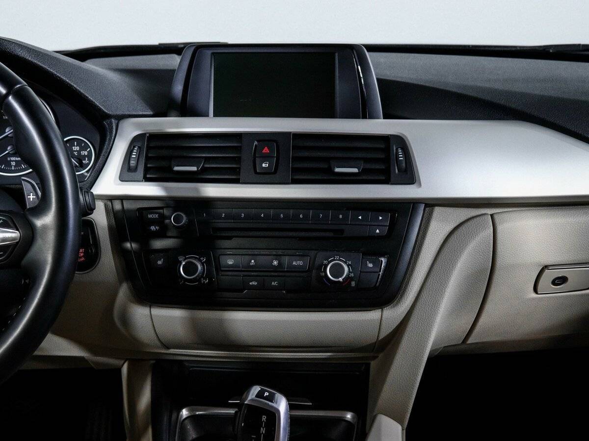 БМВ 3 серии б/у, 2013, Автоматическая. Фото: #10