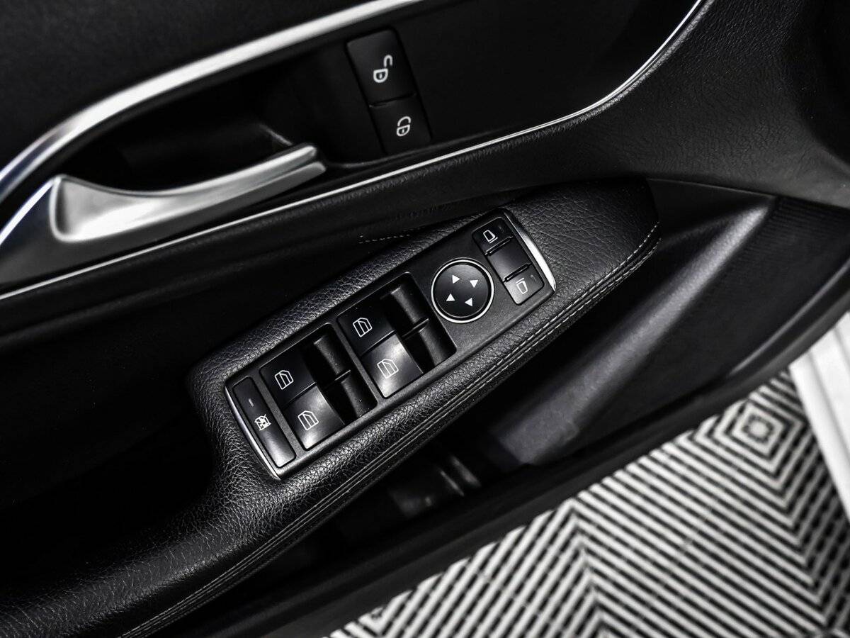 Мерседес-Бенц А-Класс б/у, 2013, Роботизированная. Фото: #11