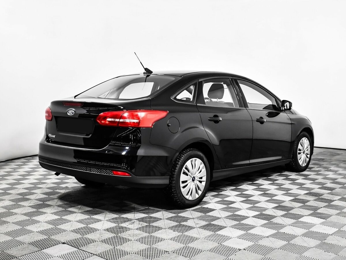 Форд Фокус б/у, 2018, Механическая. Фото: #3