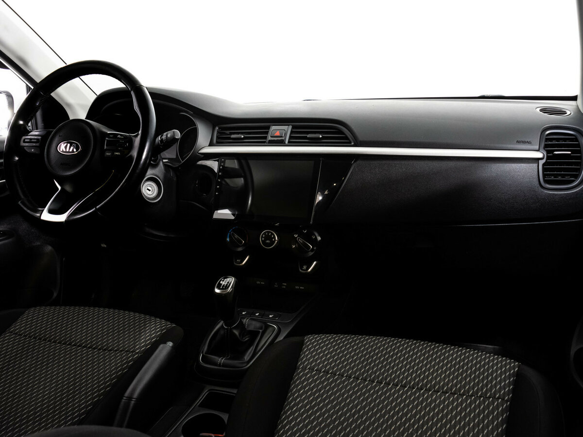 Киа Рио б/у, 2017, Механическая. Фото: #6