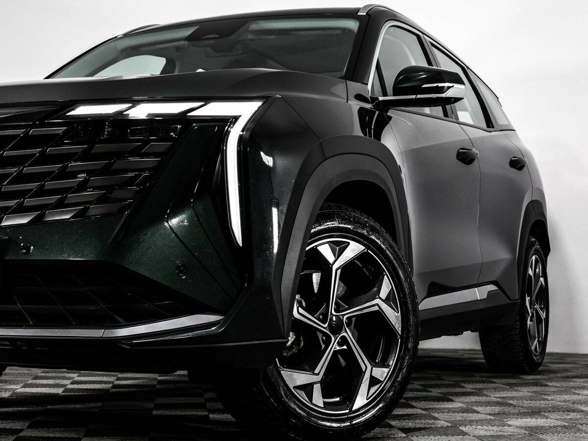 Джили Атлас б/у, 2023, Роботизированная. Фото: #1