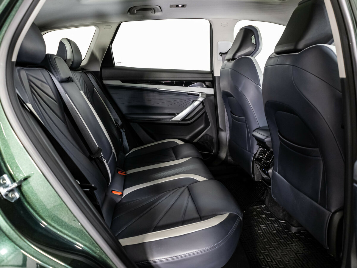 Джили Атлас б/у, 2023, Роботизированная. Фото: #16