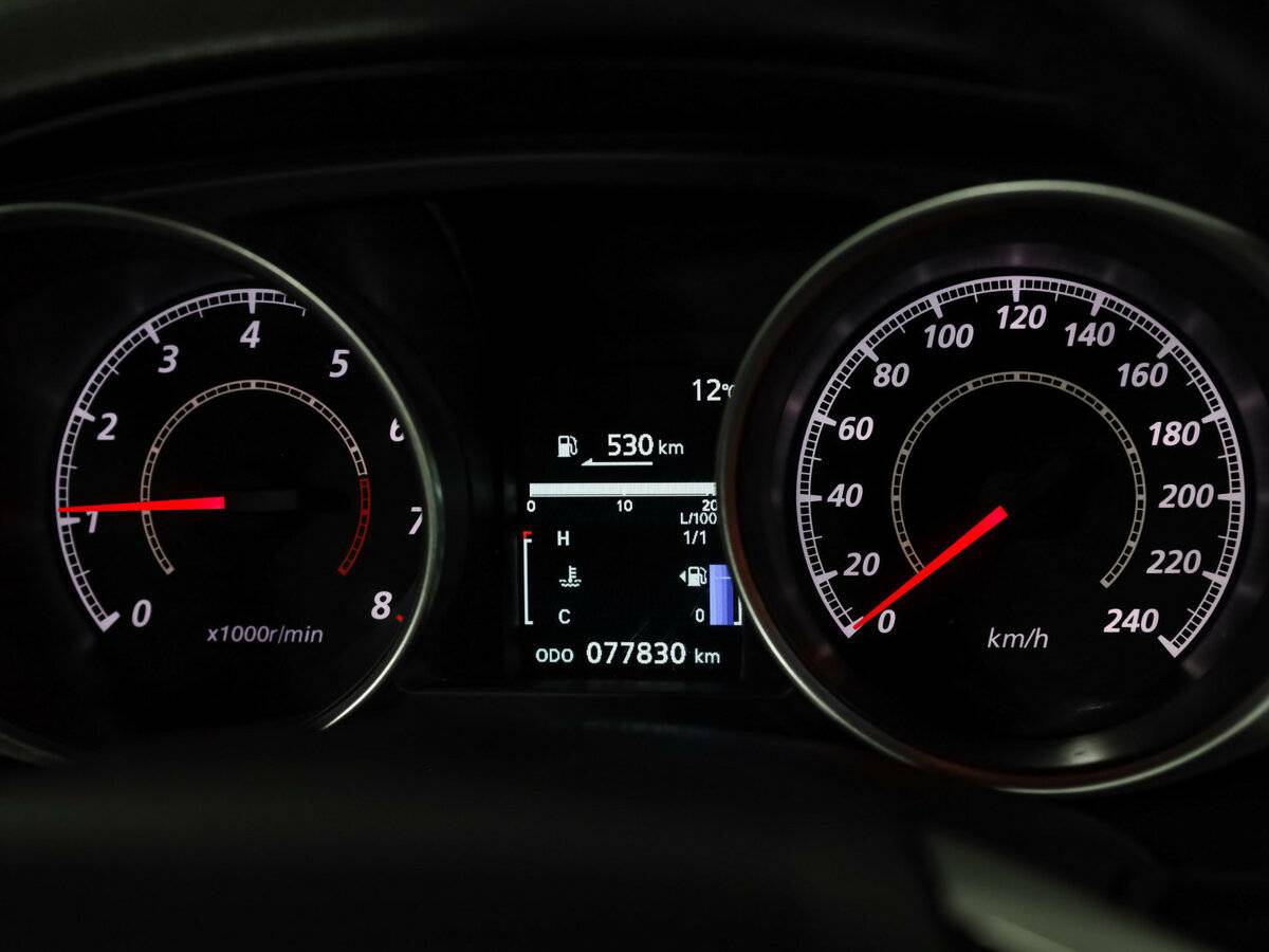 Митсубиши АС-Икс б/у, 2014, Механическая. Фото: #8