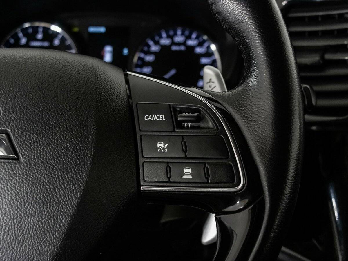 Митсубиши Оутлэндер б/у, 2017, Автоматическая. Фото: #9