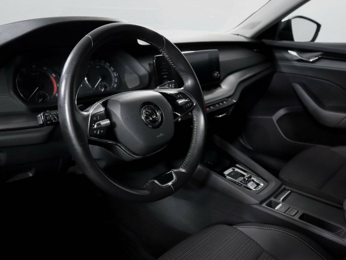 Шкода Октавия б/у, 2020, Роботизированная. Фото: #10