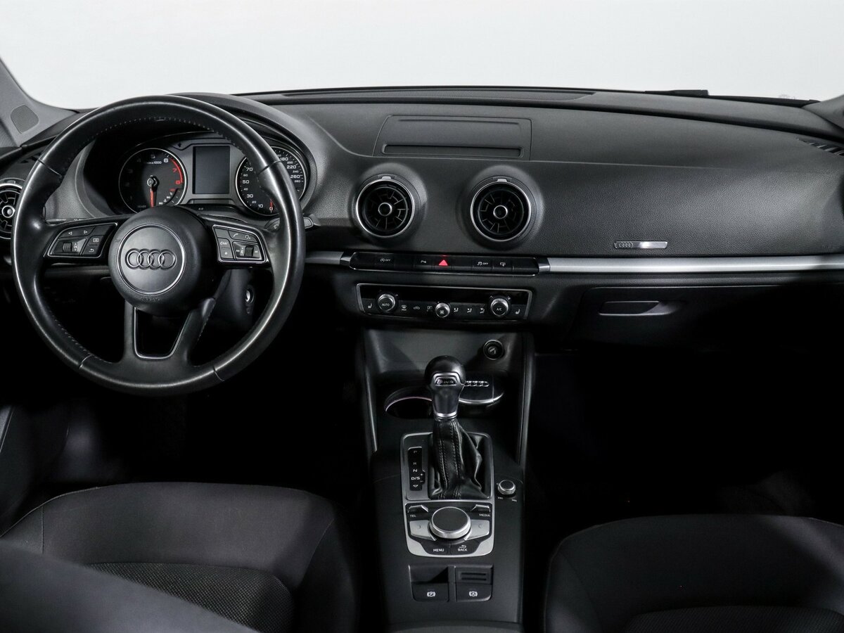 Ауди А3 б/у, 2016, Роботизированная. Фото: #9