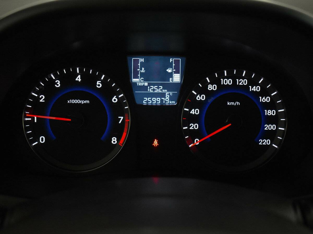 Хендай Солярис б/у, 2016, Механическая. Фото: #14