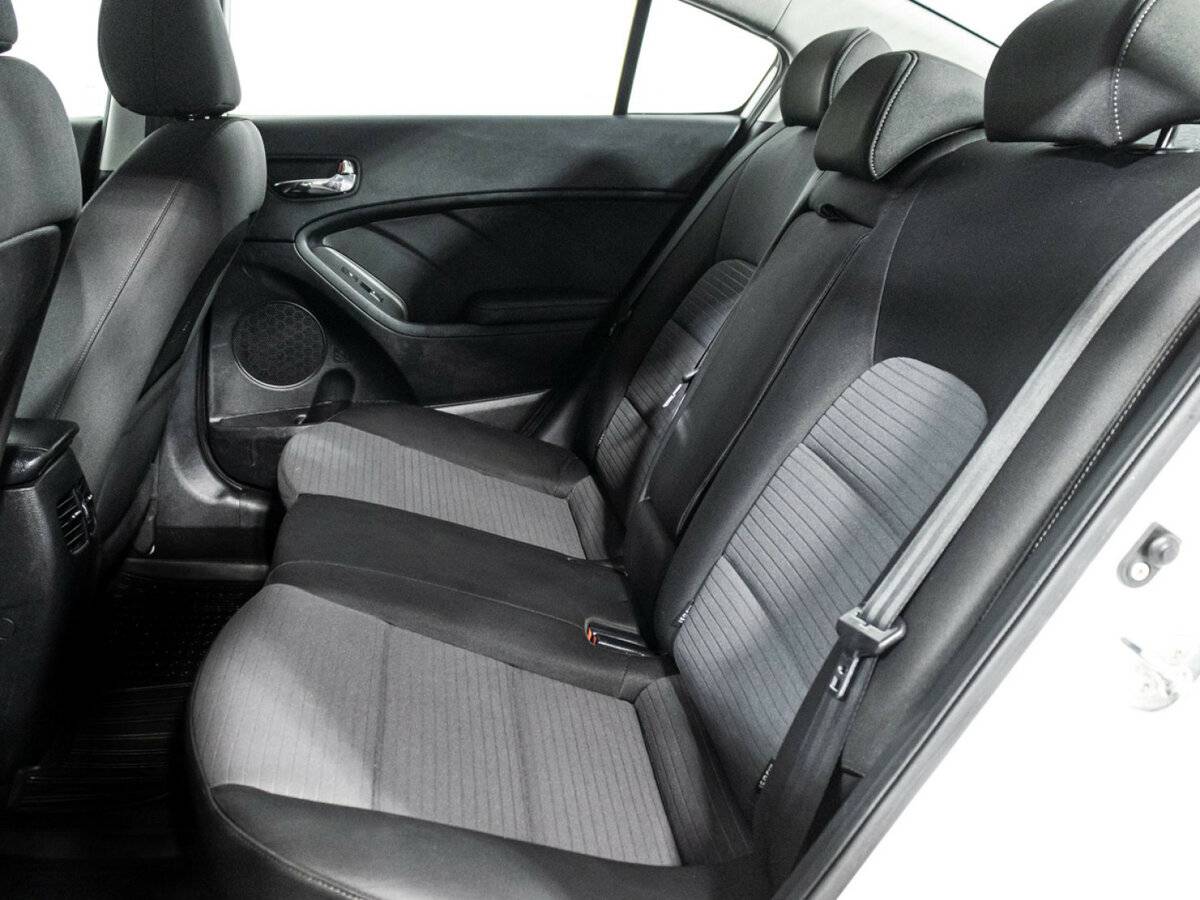 Киа Церато б/у, 2015, Механическая. Фото: #9