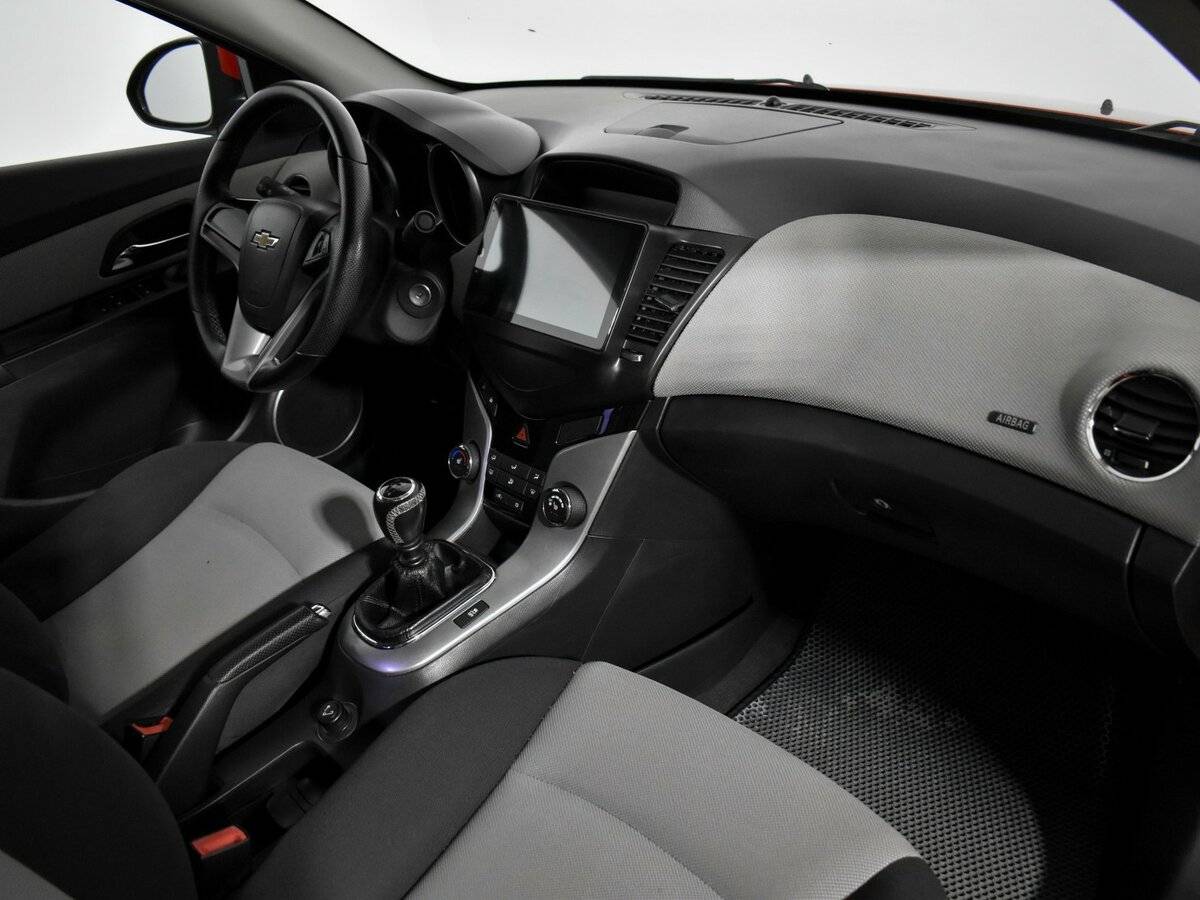 Шевроле Круз б/у, 2012, Механическая. Фото: #11