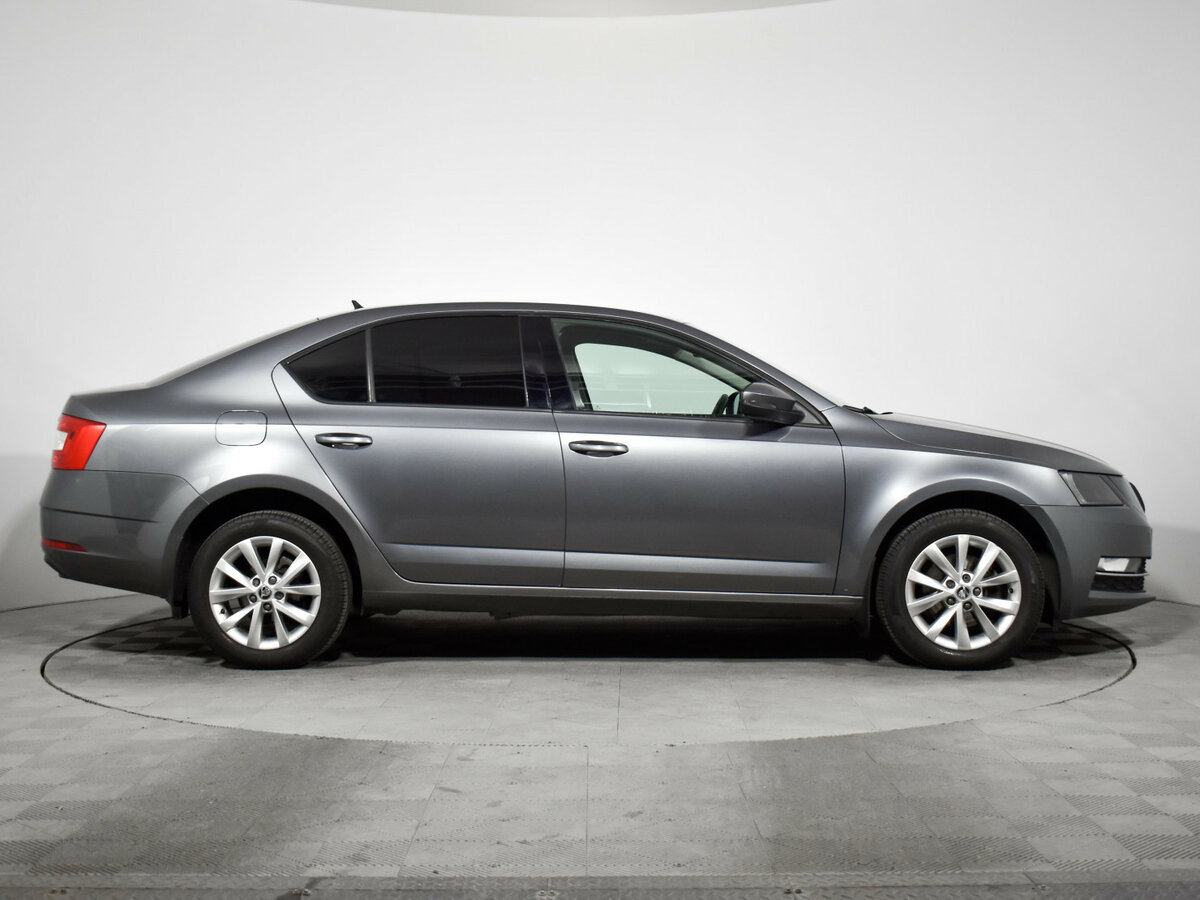 Шкода Октавия б/у, 2017, Роботизированная. Фото: #3