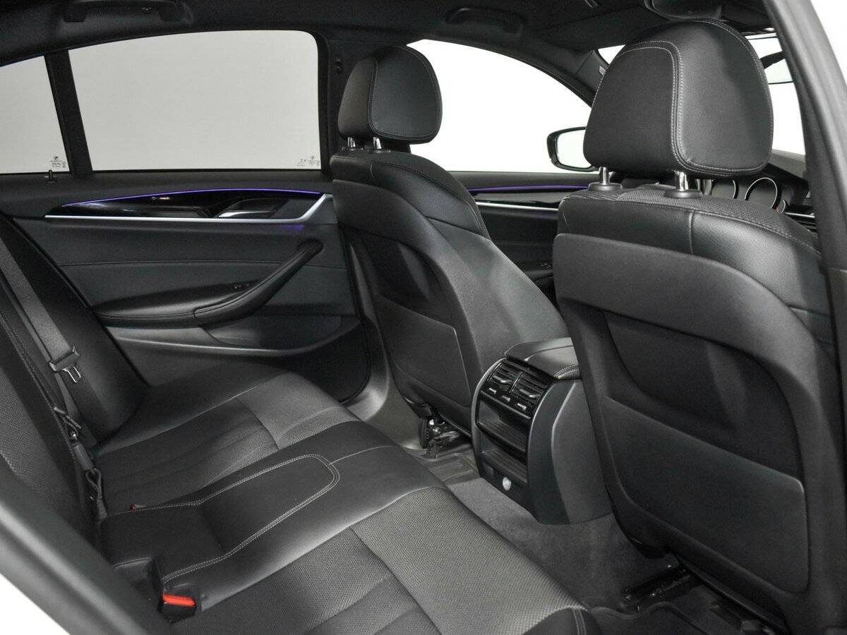 БМВ 5 серии б/у, 2017, Автоматическая. Фото: #14