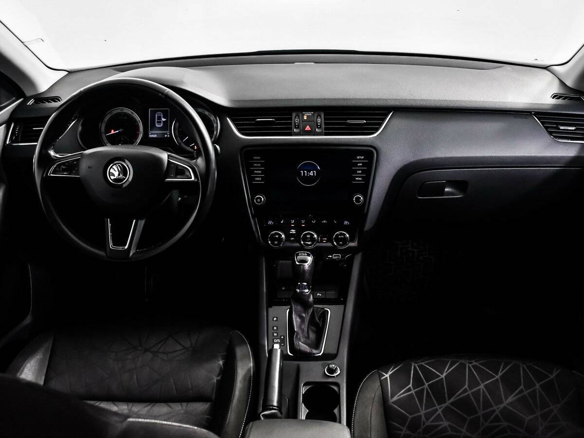 Шкода Октавия б/у, 2020, Роботизированная. Фото: #11