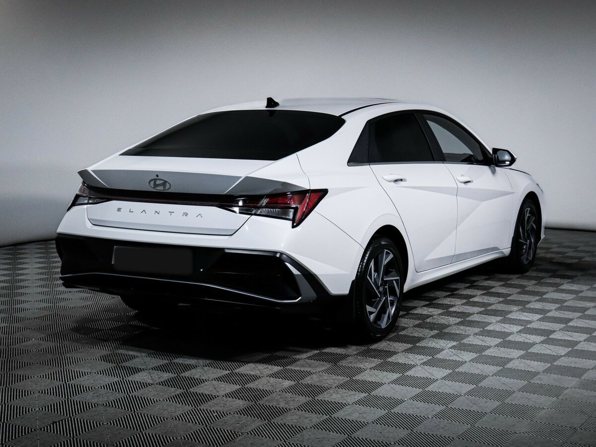 Хендай Елантра б/у, 2024, Вариатор. Фото: #3