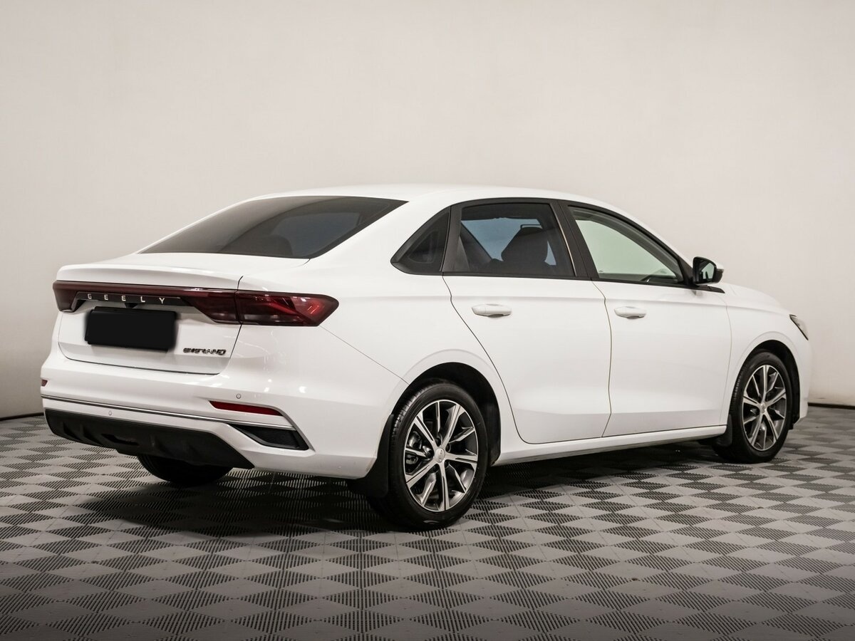 Джили Эмгранд б/у, 2023, Автоматическая. Фото: #3