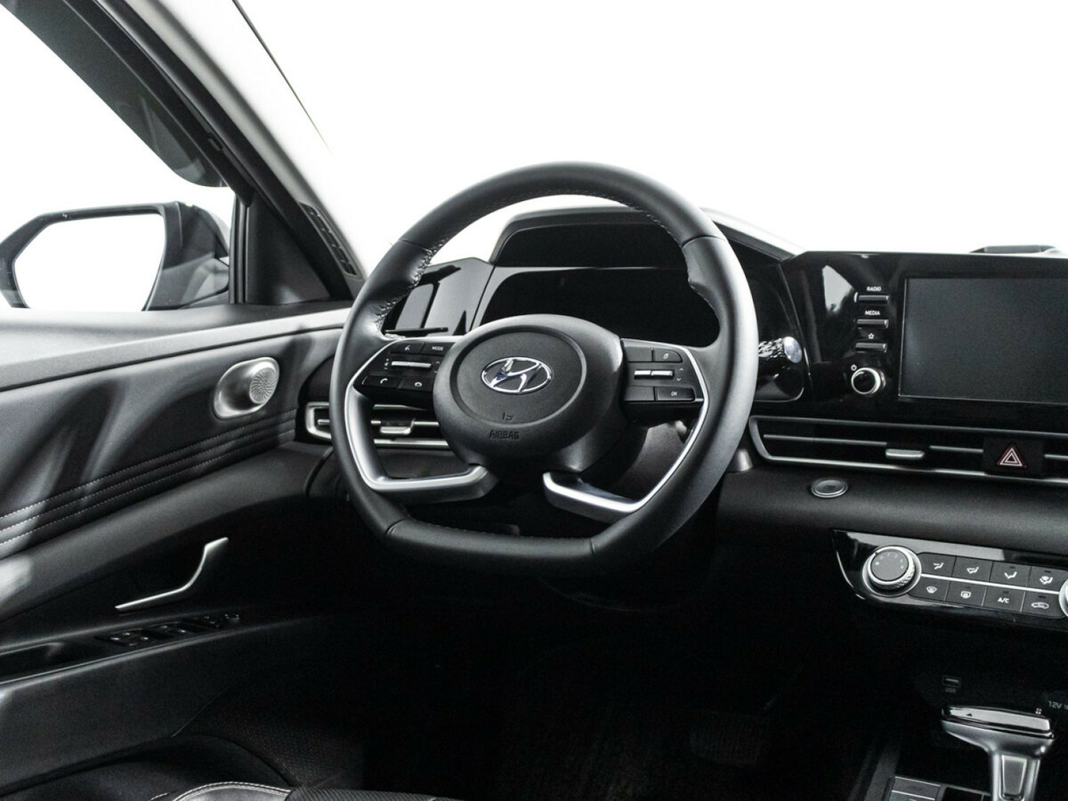 Хендай Елантра б/у, 2023, Вариатор. Фото: #18