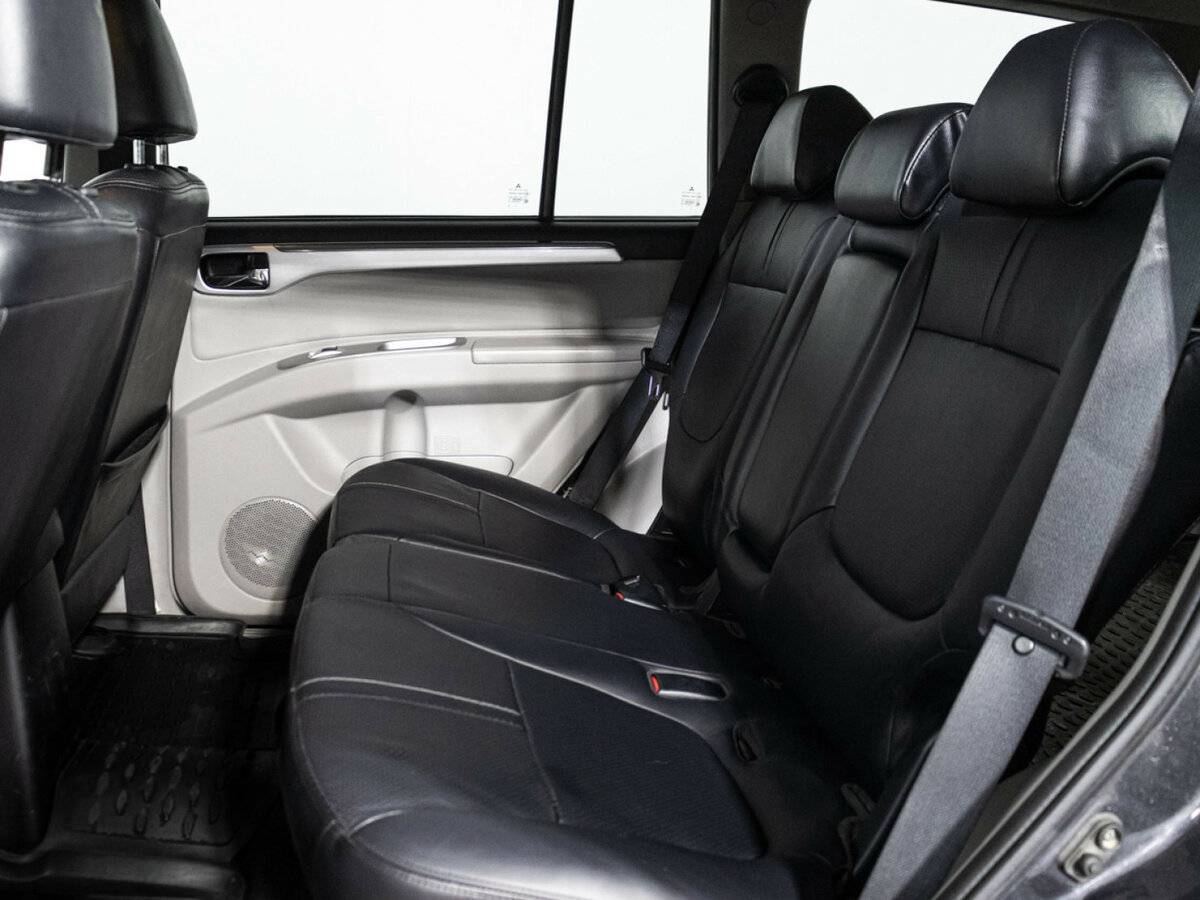 Митсубиши Паджеро Спорт б/у, 2013, Автоматическая. Фото: #7