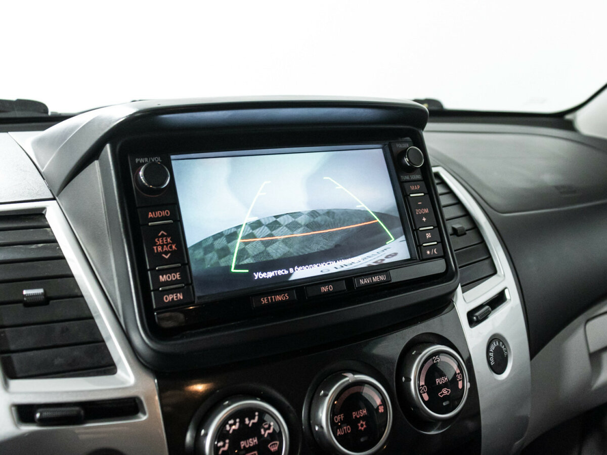 Митсубиши Паджеро Спорт б/у, 2013, Автоматическая. Фото: #12