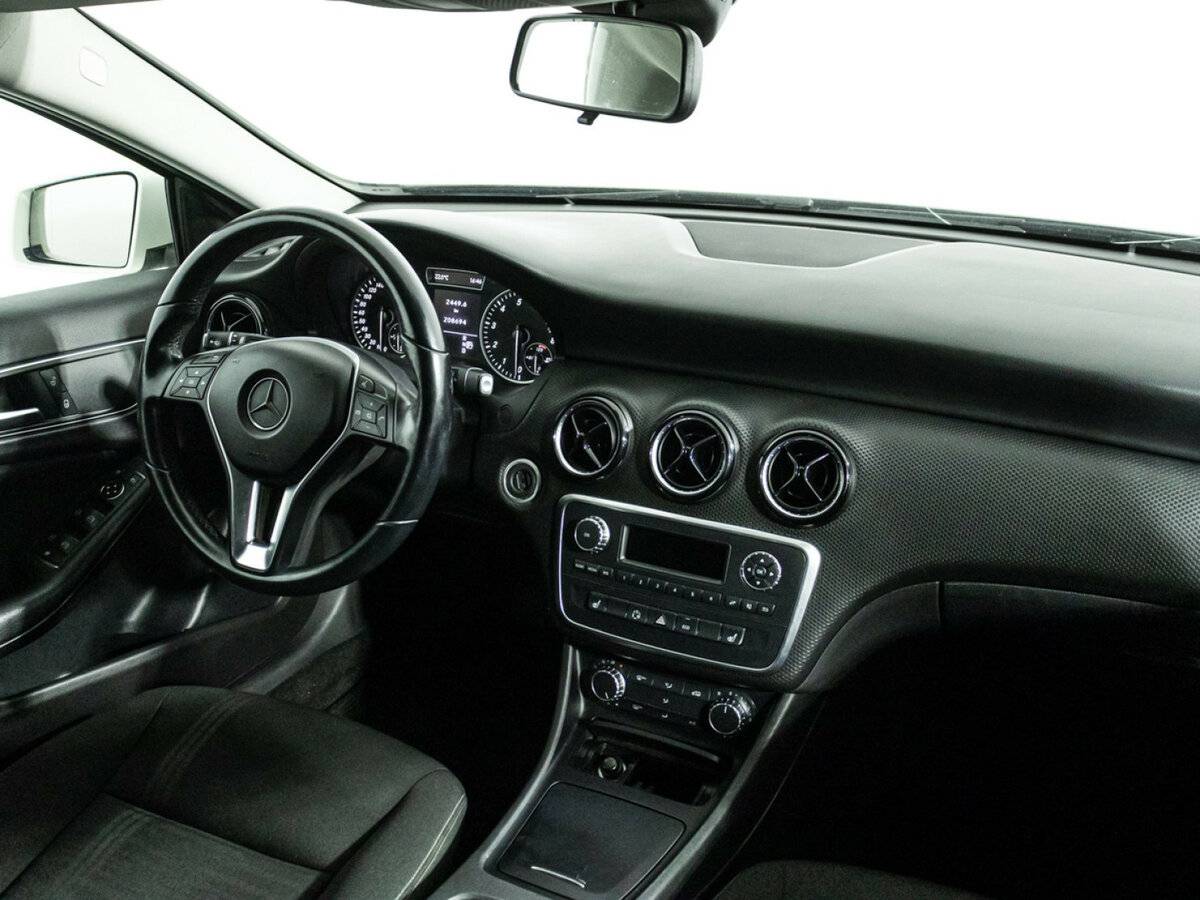Мерседес-Бенц А-Класс б/у, 2013, Роботизированная. Фото: #8