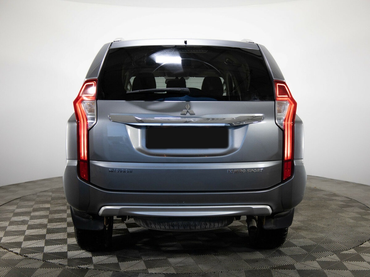 Митсубиши Паджеро Спорт б/у, 2016, Автоматическая. Фото: #3